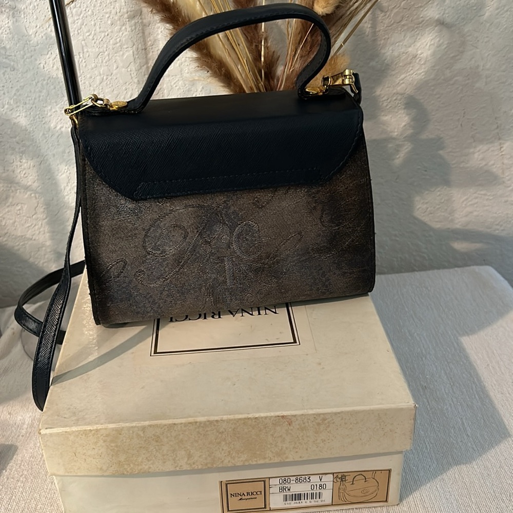 Nina Ricci Crossbody Bag - Picture 3 of 16
